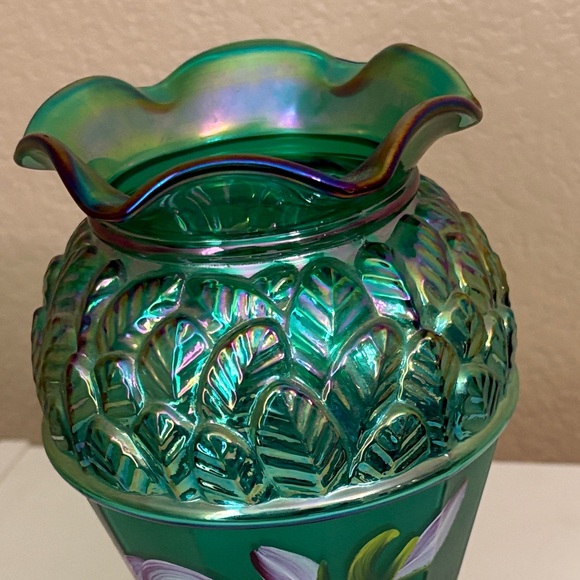 Fenton Emerald Vase with Lavender Floral Motif - Picture 4 of 6